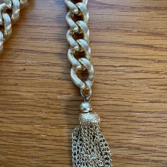 Vintage 80s 90s‎ Gold Tone Chain Belt with Tassel up to 37 inches main image 4